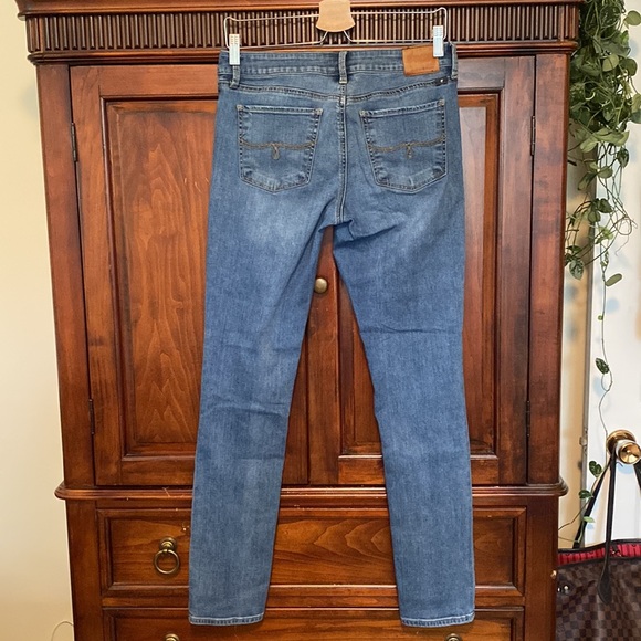 Lucky Brand Lolita Skinny Jeans mid / low rise medium fade wash size 6 / 28 - Picture 3 of 15